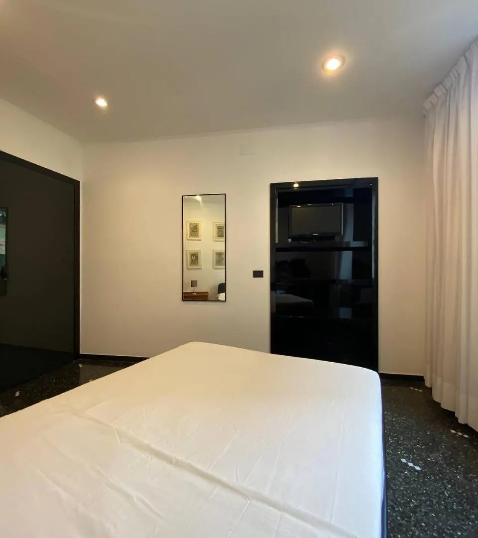 Guest house Martel Rooms - Genova Centro Brignole