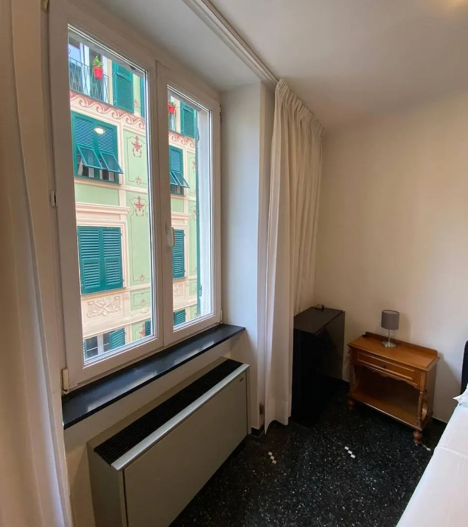 Martel Rooms - Genova Centro Brignole 0*, Genoa