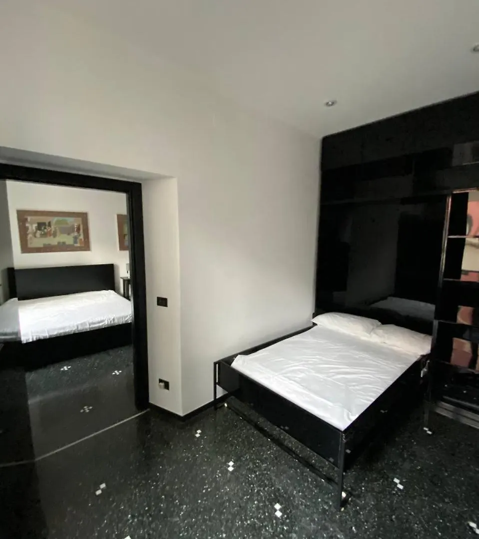 Martel Rooms - Genova Centro Brignole Italy