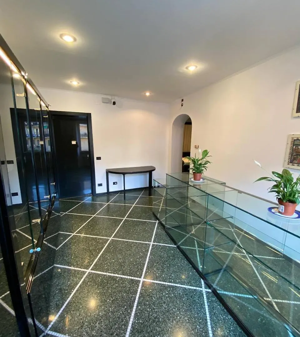 Martel Rooms - Genova Centro Brignole 0*, Genoa