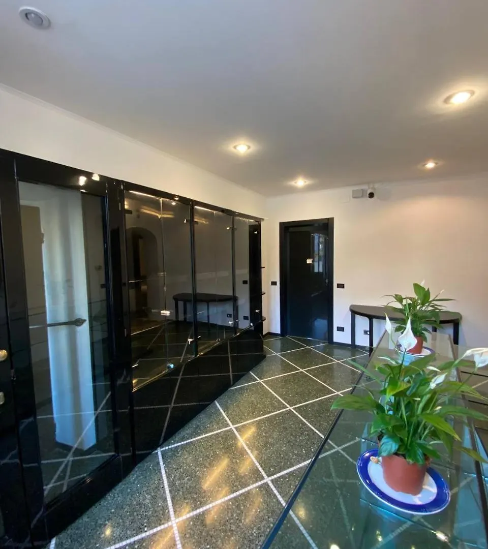 Martel Rooms - Genova Centro Brignole 0*, Genoa