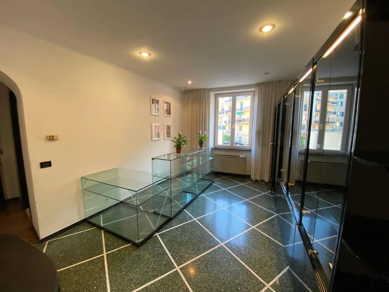 Martel Rooms - Genova Centro Brignole Italy