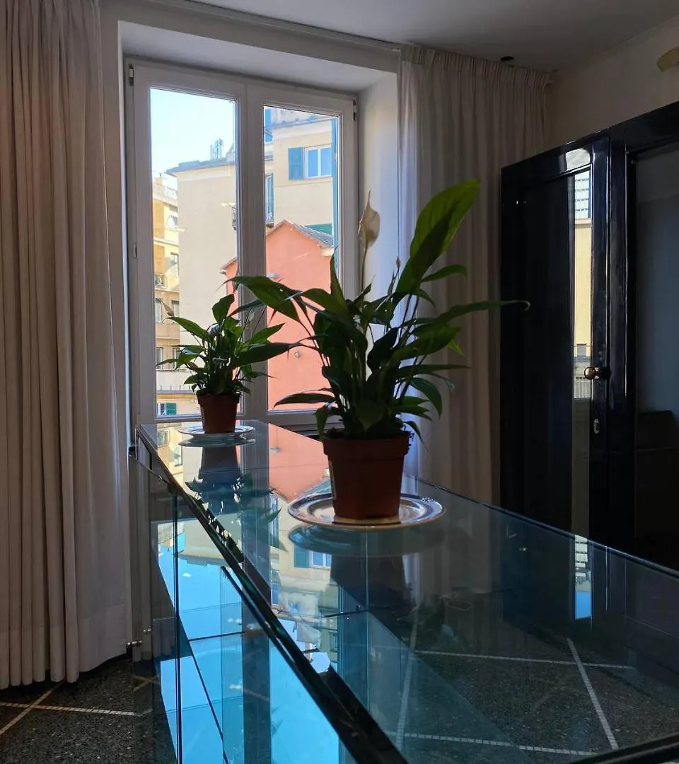Martel Rooms - Genova Centro Brignole Italy
