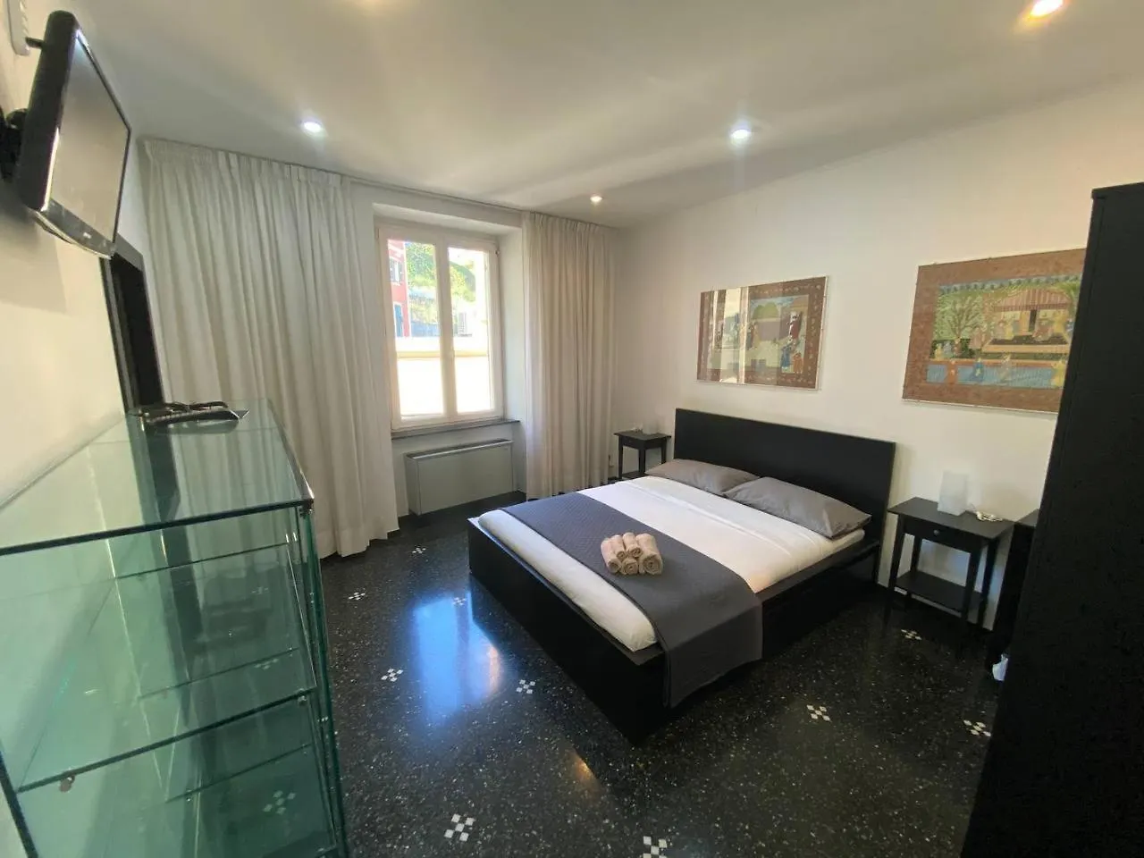 Guest house Martel Rooms - Genova Centro Brignole Italy