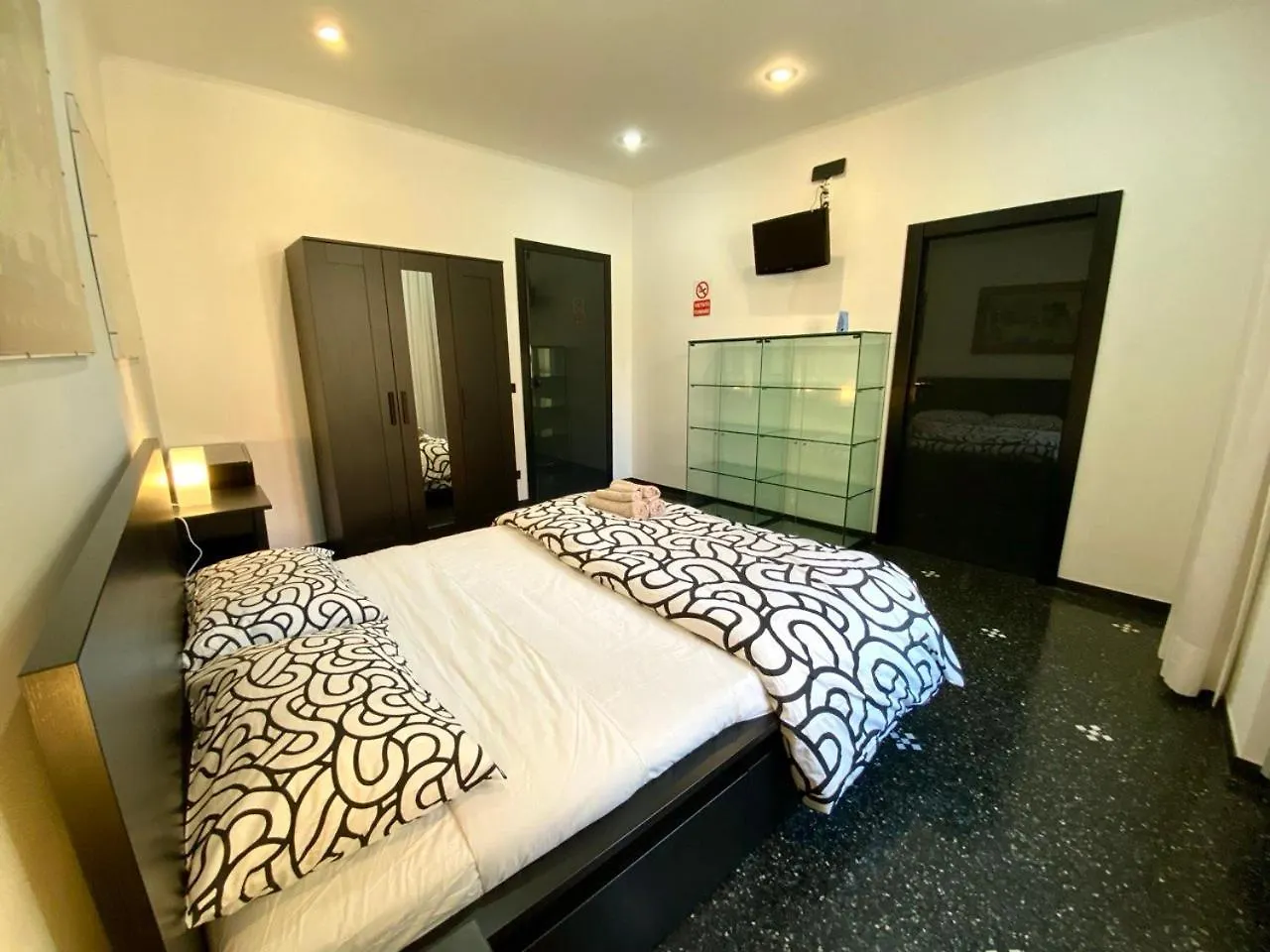 Martel Rooms - Genova Centro Brignole 0*, Genoa Italy